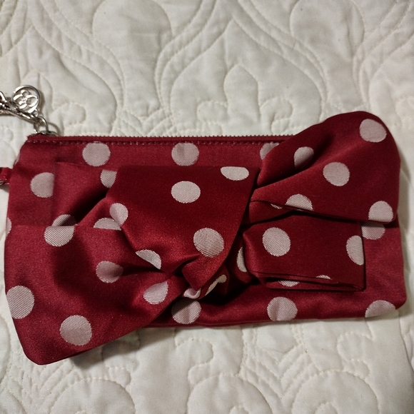Wristlet - Picture 1 of 4